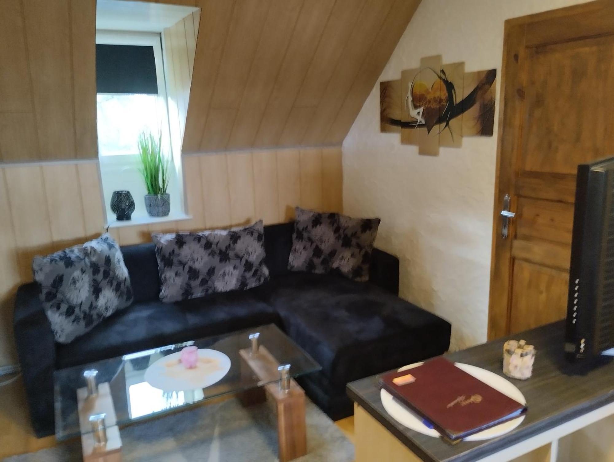 Ettringen  Ferienwohnung Am Vulkanpfad מראה חיצוני תמונה